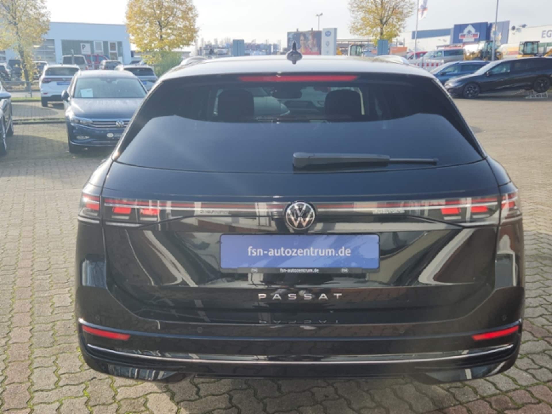 Volkswagen Passat Elegance