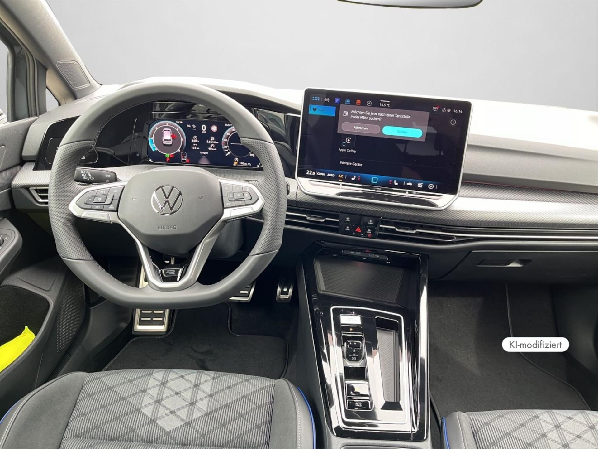 Volkswagen Golf R-Line