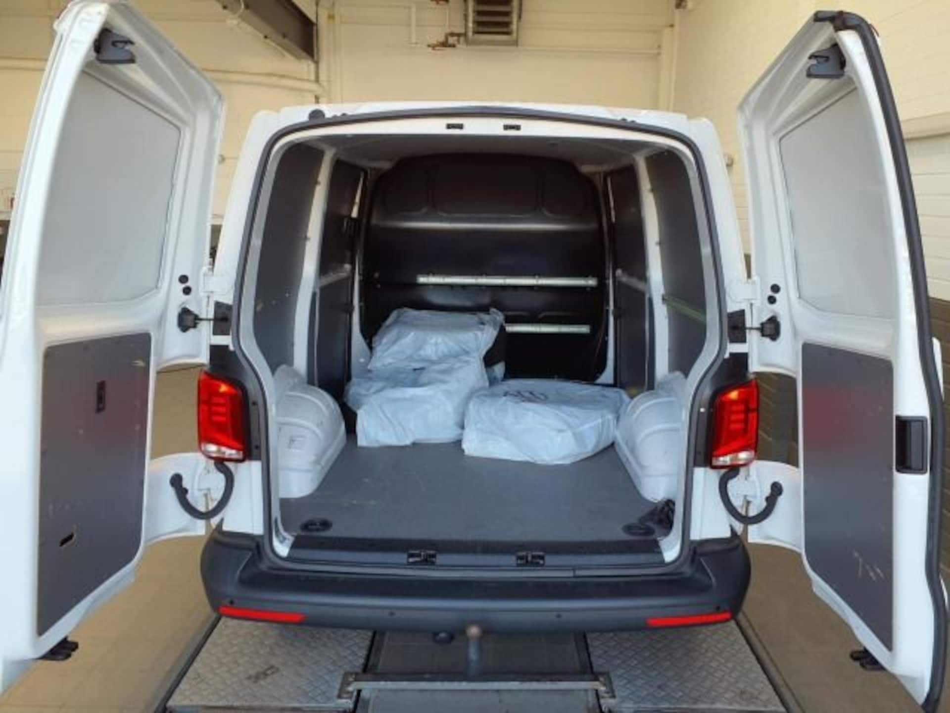 Volkswagen T6.1 Transporter Kasten kurzer Radstand