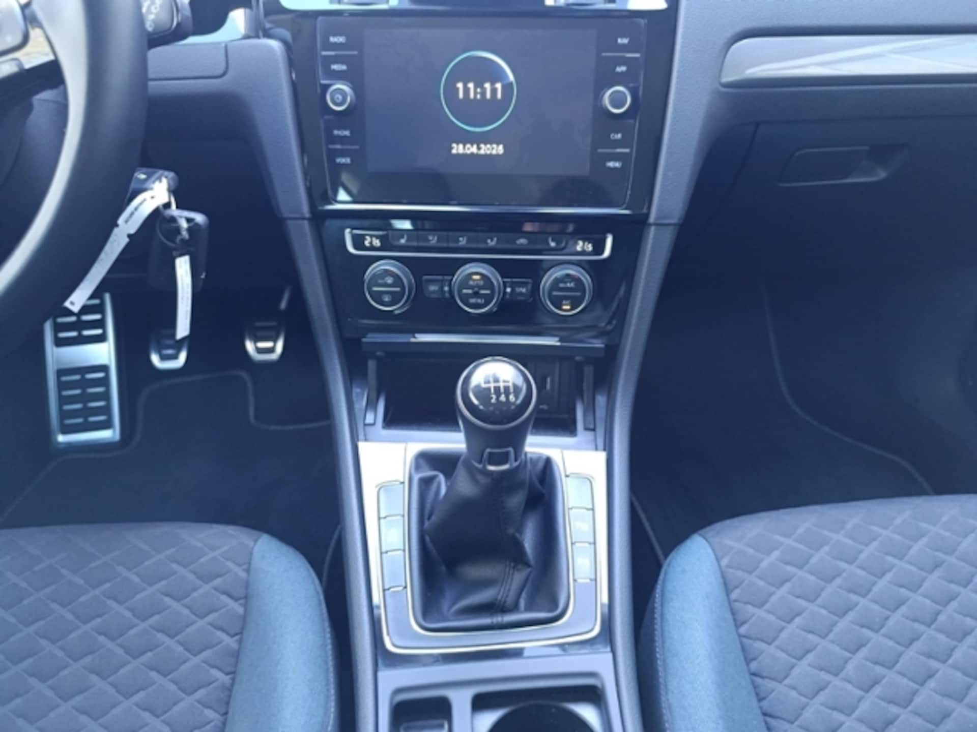 Volkswagen Golf Variant IQ.DRIVE