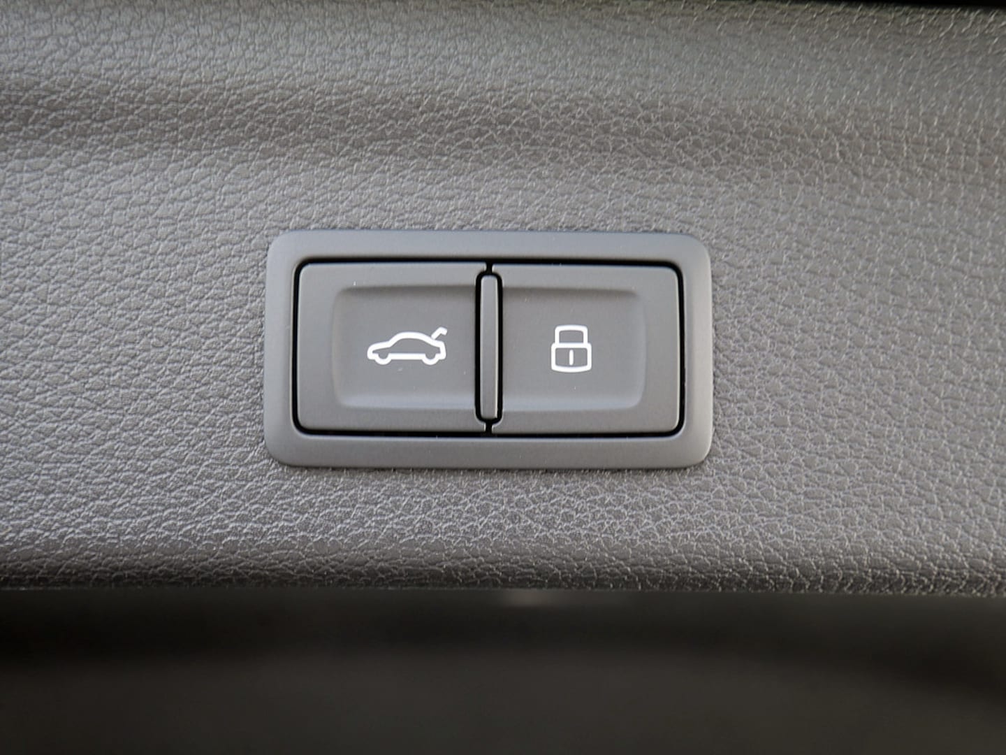 Bild über Audi Q3 TFSI 110 kW S tronic - für weitere Informationen kontaktieren Sie den Audi Partner