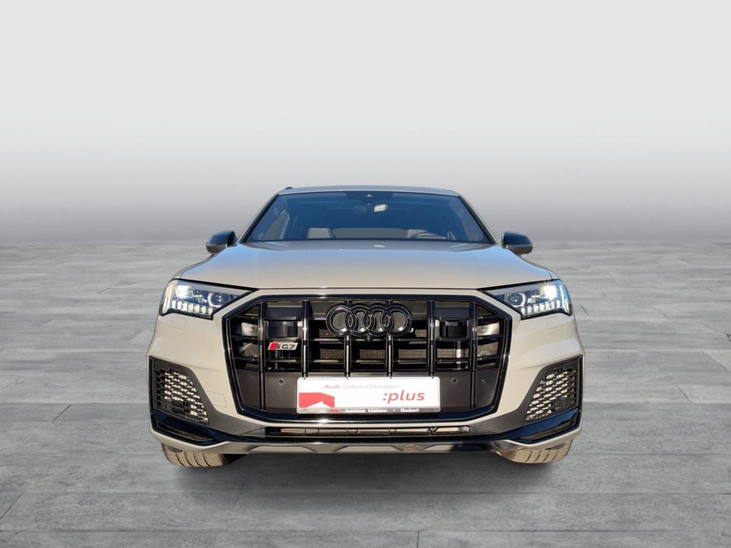 Bild über Audi SQ7 competition plus TFSI quattro tiptronic - für weitere Informationen kontaktieren Sie den Audi Partner