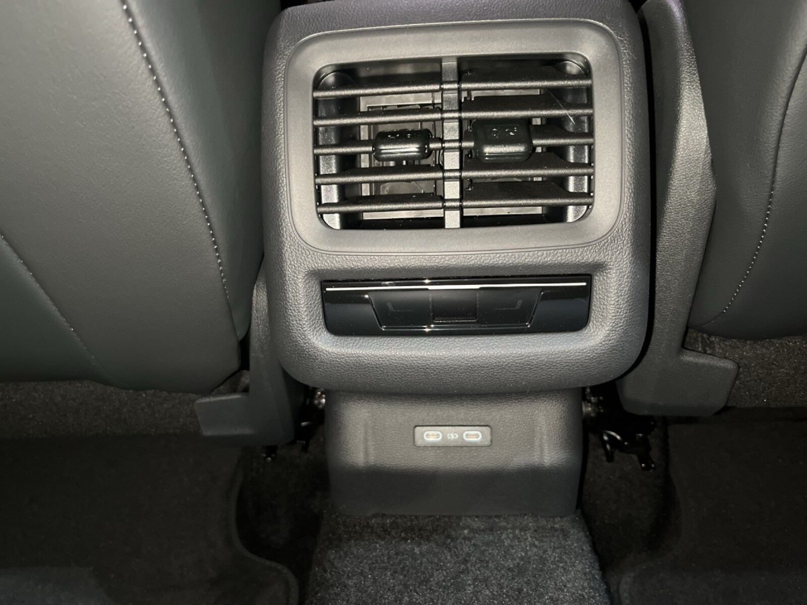 Volkswagen T-Roc – Bild 10