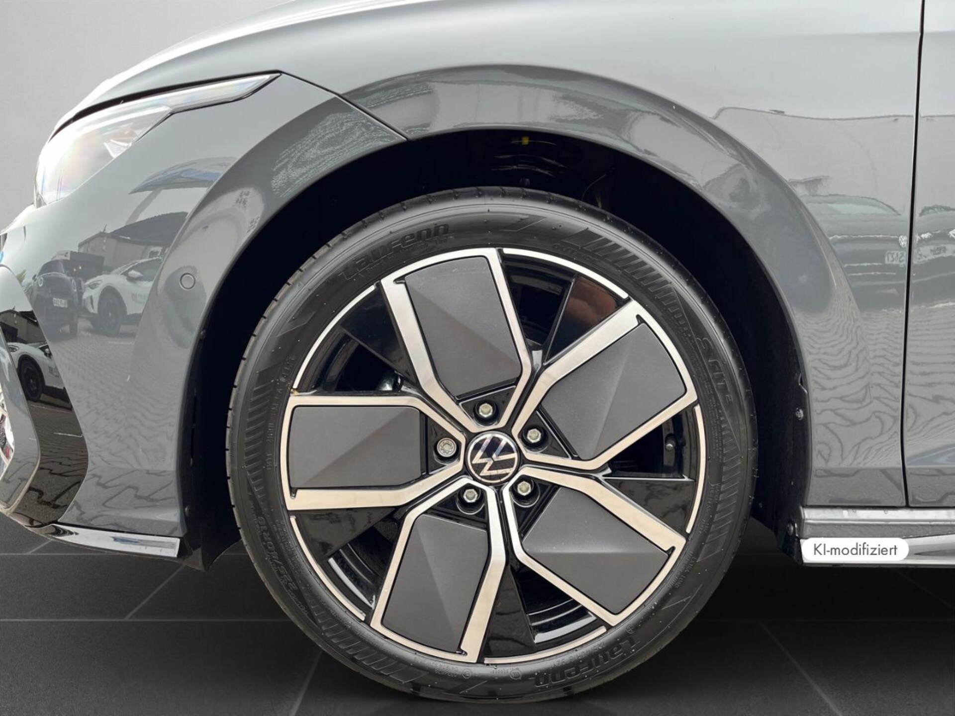 Volkswagen Golf R-Line