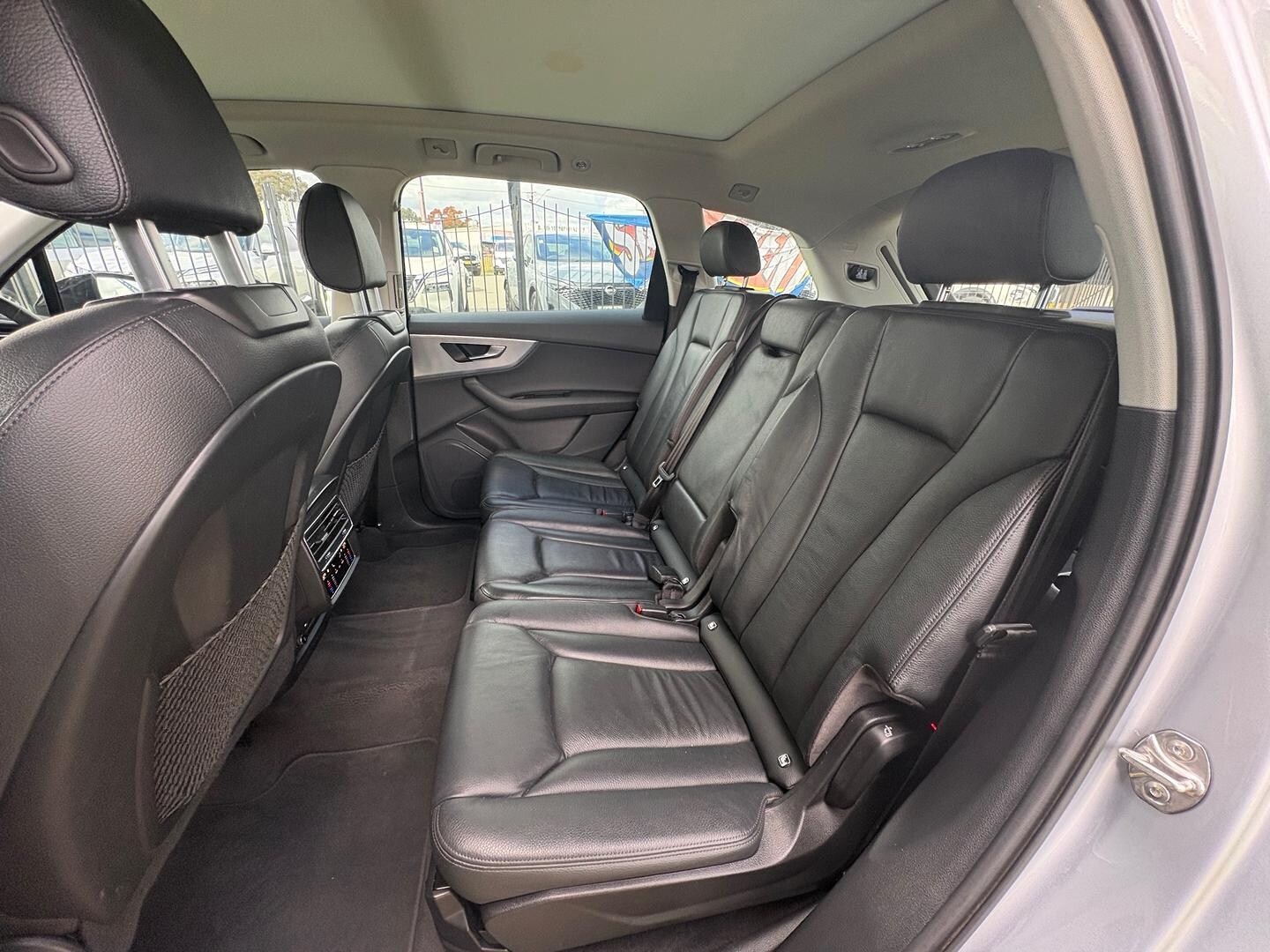 Image about Audi Q7 50 TDI quattro tiptronic