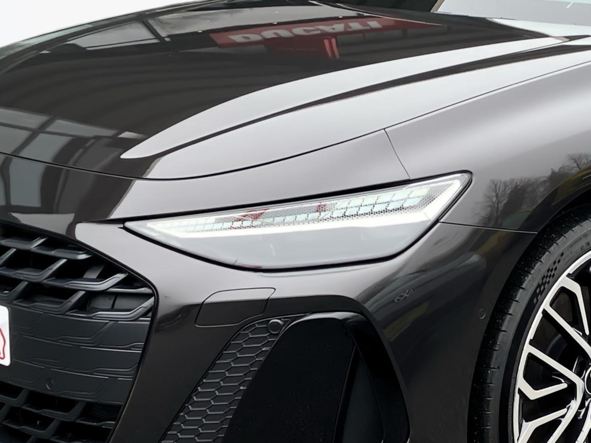 Audi A6 Avant e-hybrid edition one