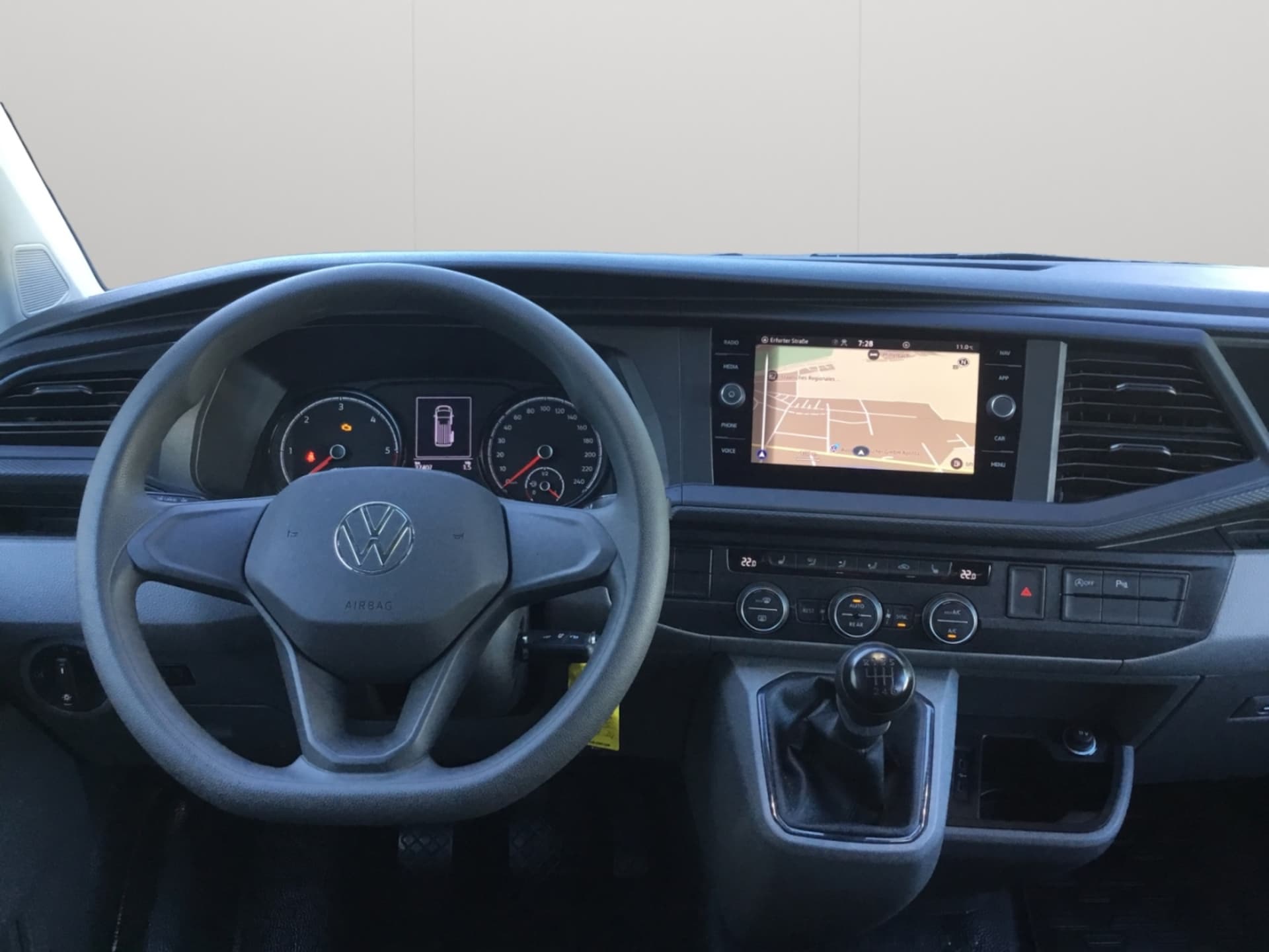 Volkswagen T6.1 Caravelle kurzer Radstand Comfortline