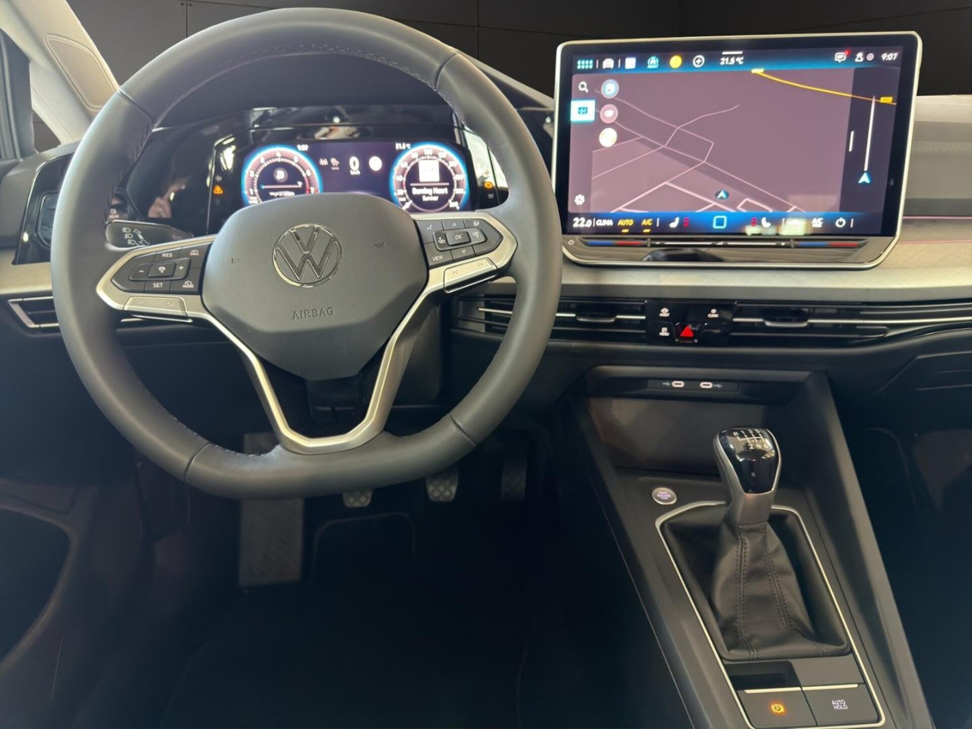 Volkswagen Golf Variant Life