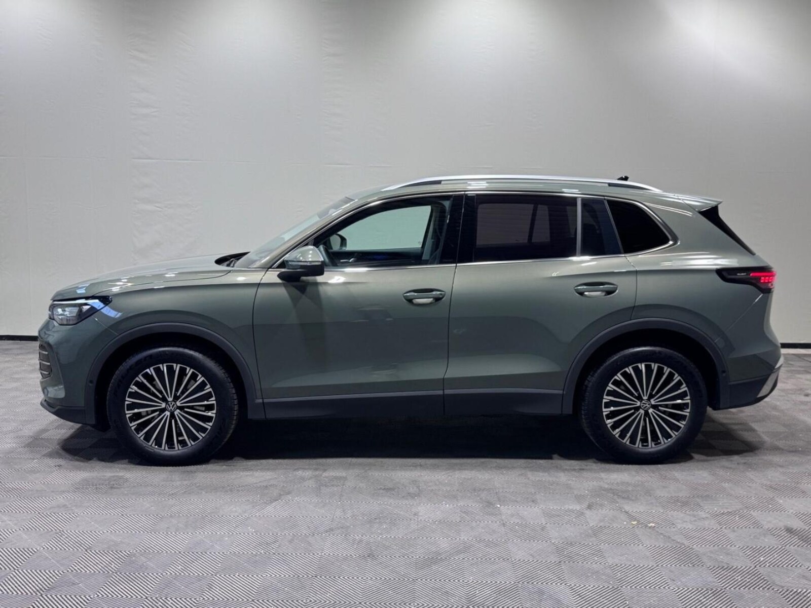 Volkswagen Tiguan – Bild 3