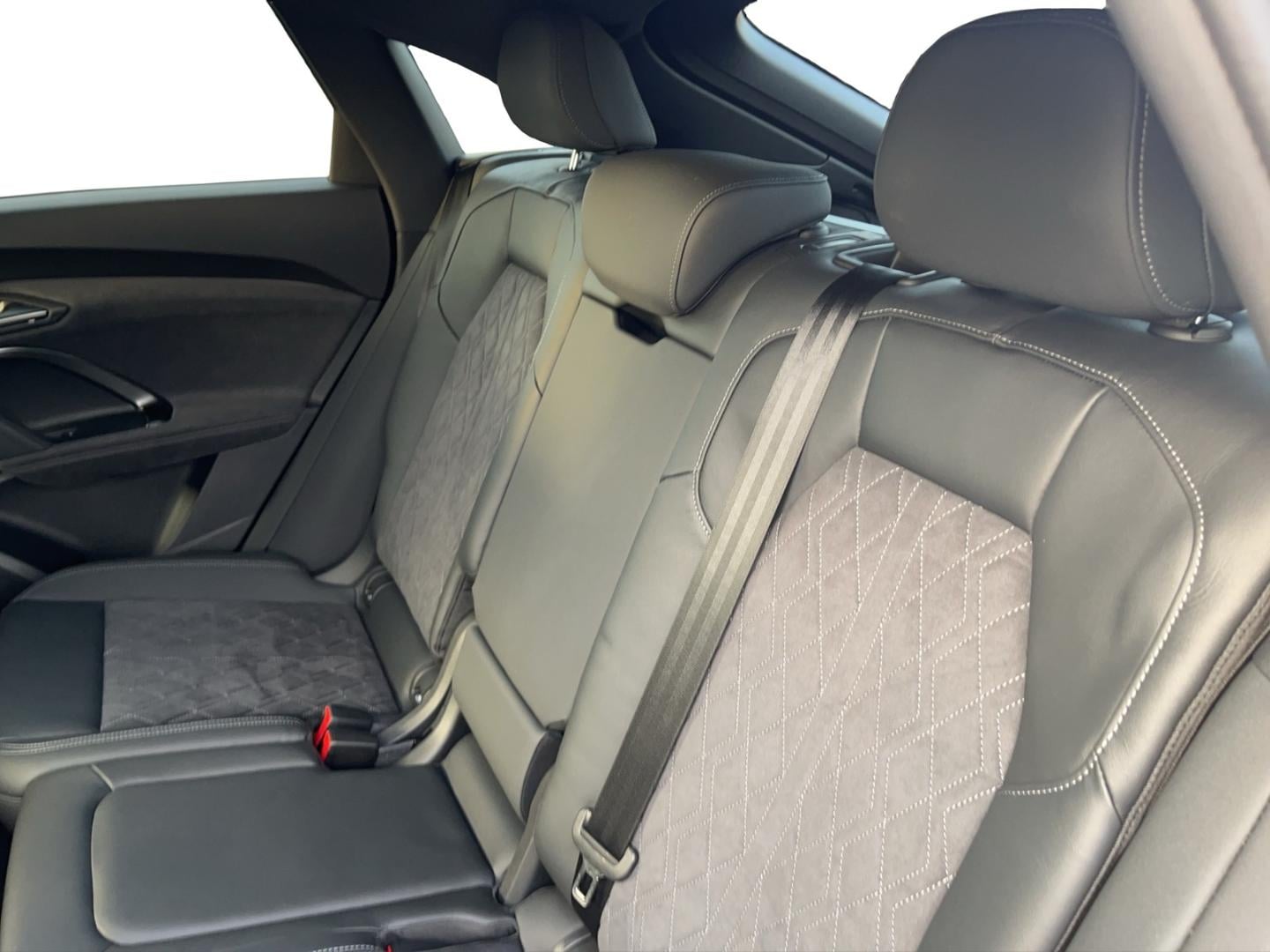 Bild über Audi Q5 Sportback TFSI 150 kW S tronic - für weitere Informationen kontaktieren Sie den Audi Partner