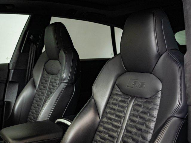 2024 Audi RS Q8 Base - Photo 26