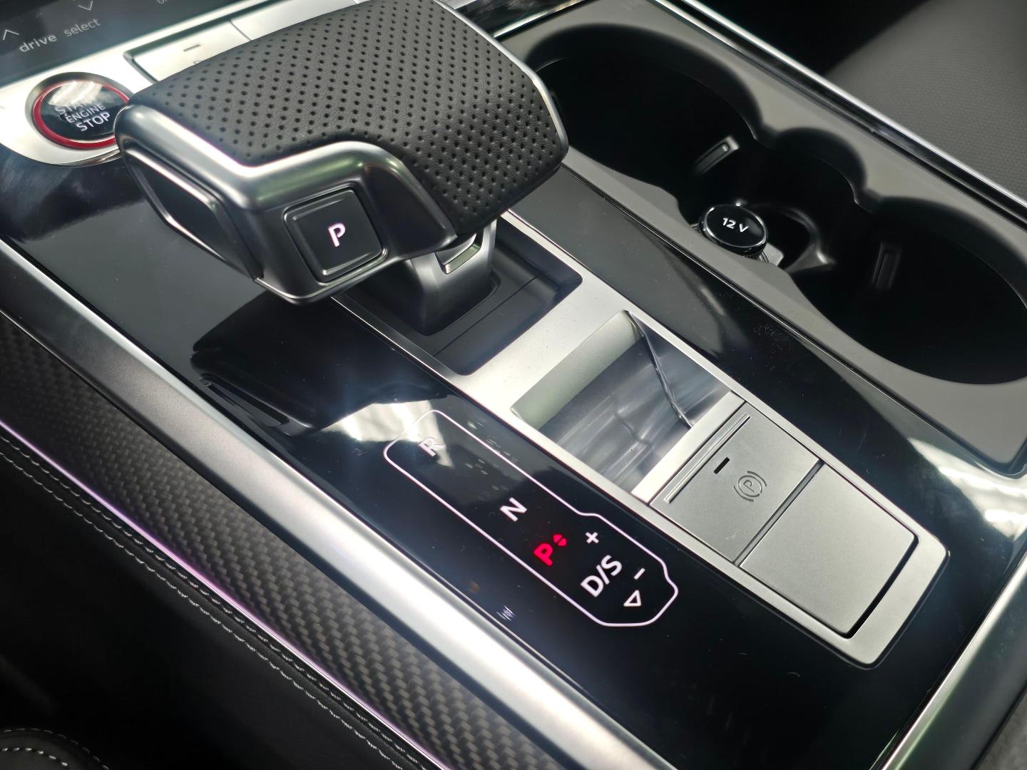 2026 Audi SQ7 Premium Plus - Photo 15