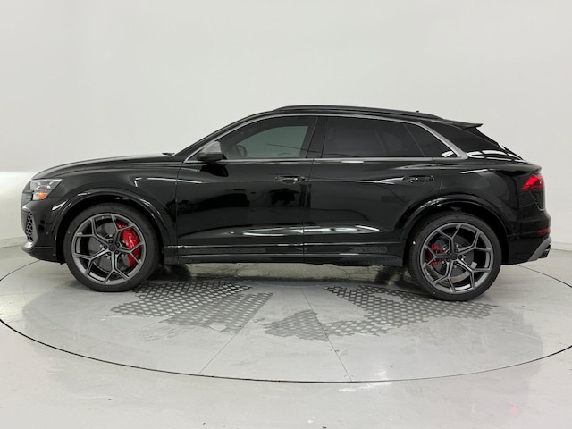 2026 Audi RS Q8 SUV performance