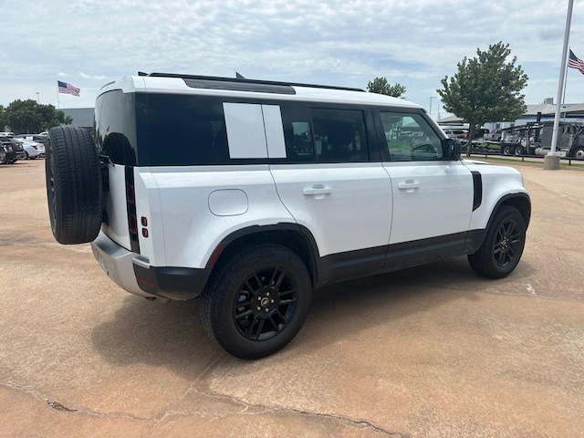 2025 Land Rover Defender
