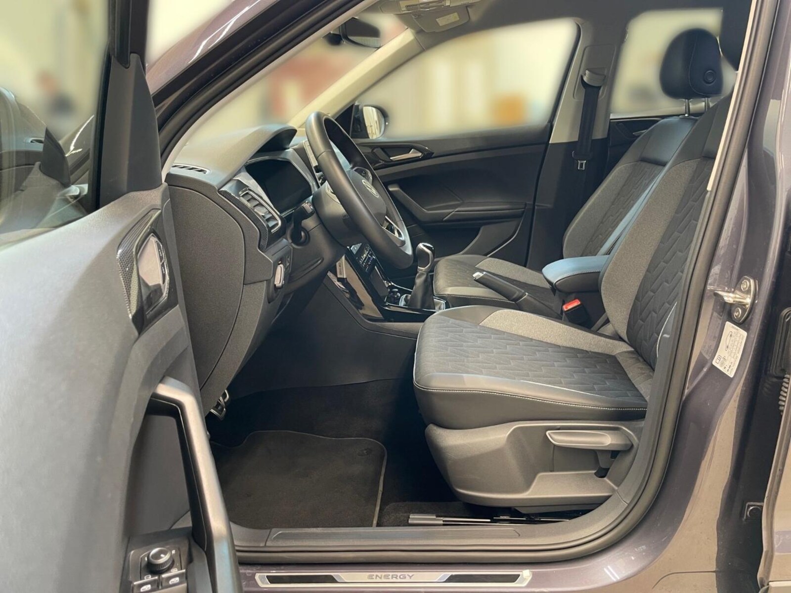 Volkswagen T-Cross – Bild 9