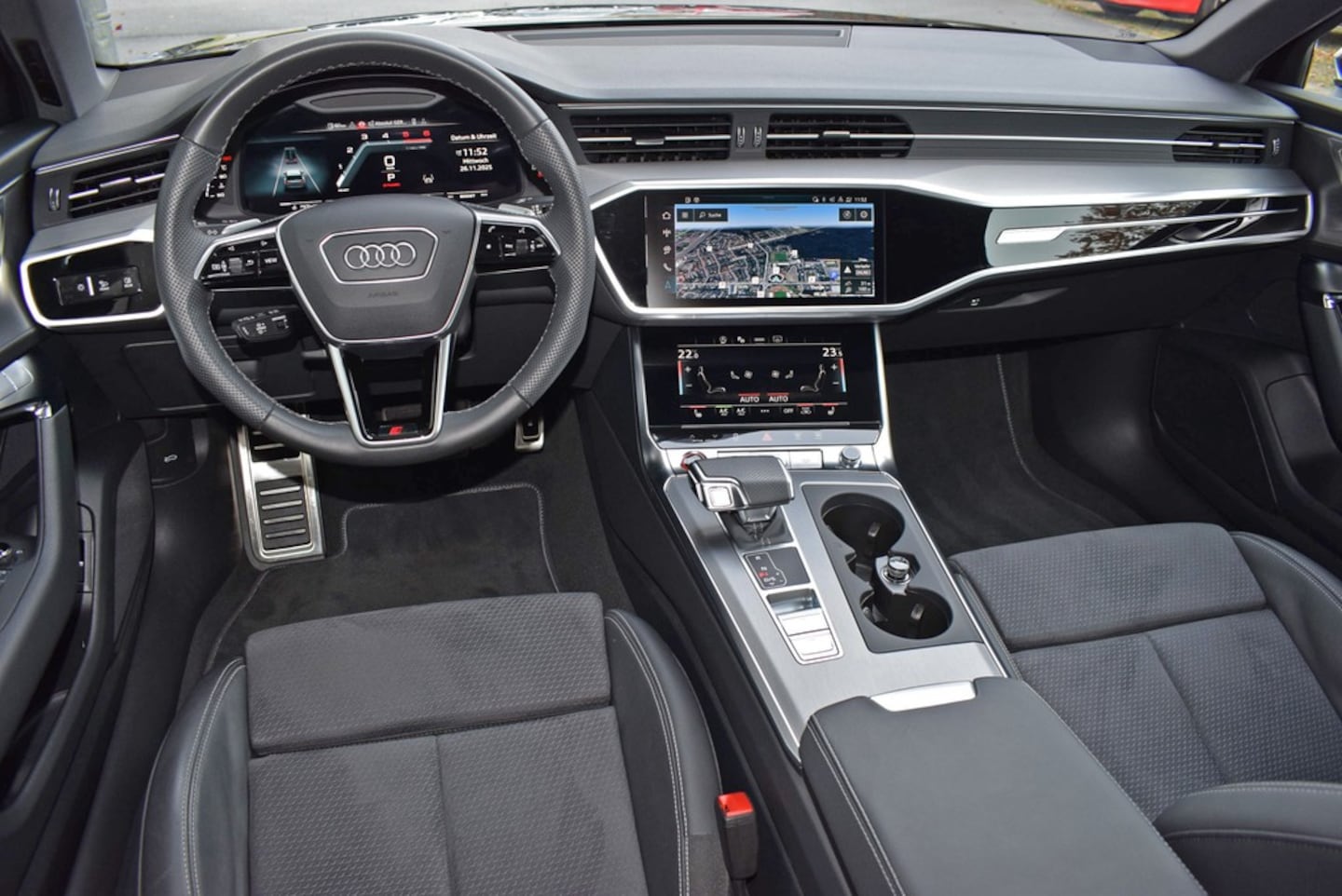 Bild über Audi S6 Avant TDI quattro tiptronic - für weitere Informationen kontaktieren Sie den Audi Partner