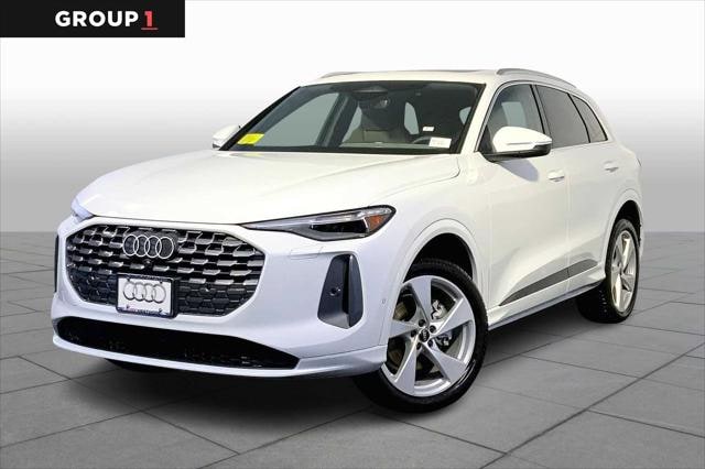 2025 Audi New Q5 Premium Plus's photo