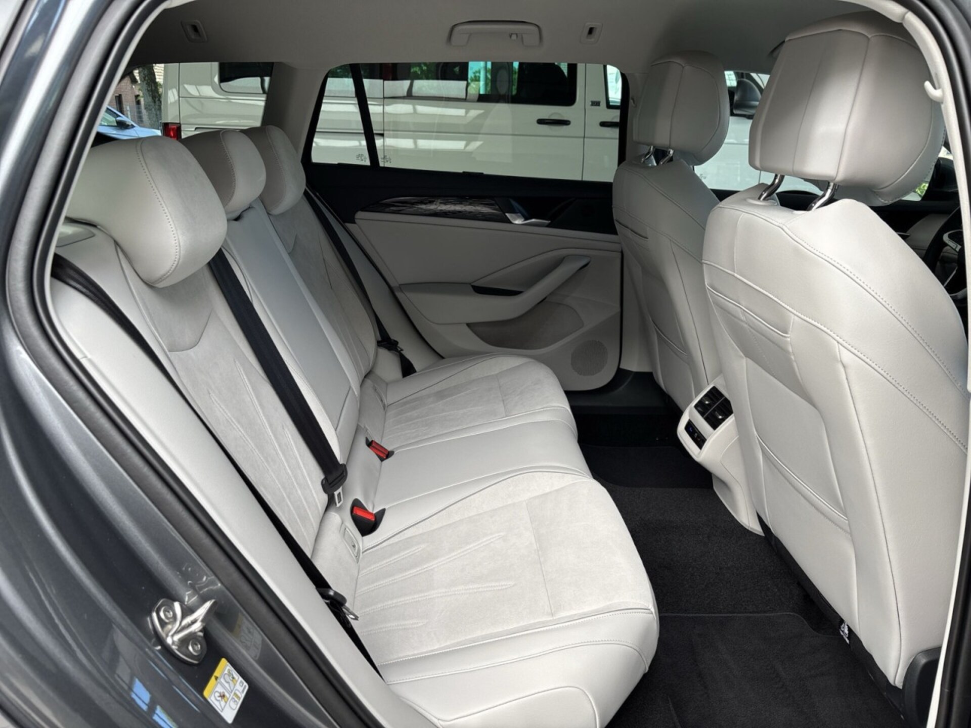 Volkswagen Passat Elegance