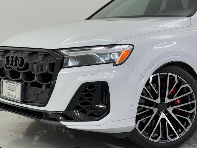 2026 Audi SQ7 Premium Plus - Photo 11