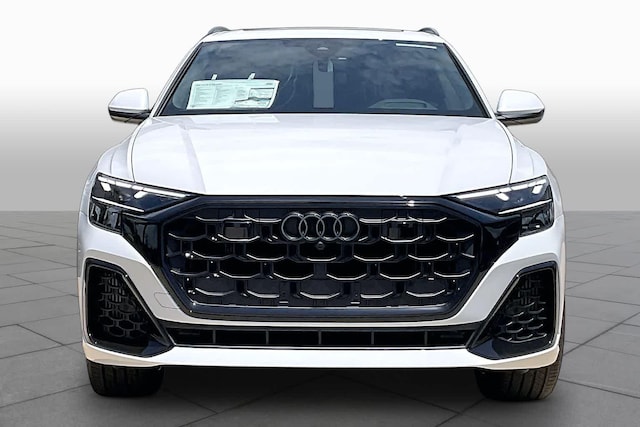 2026 Audi Q8