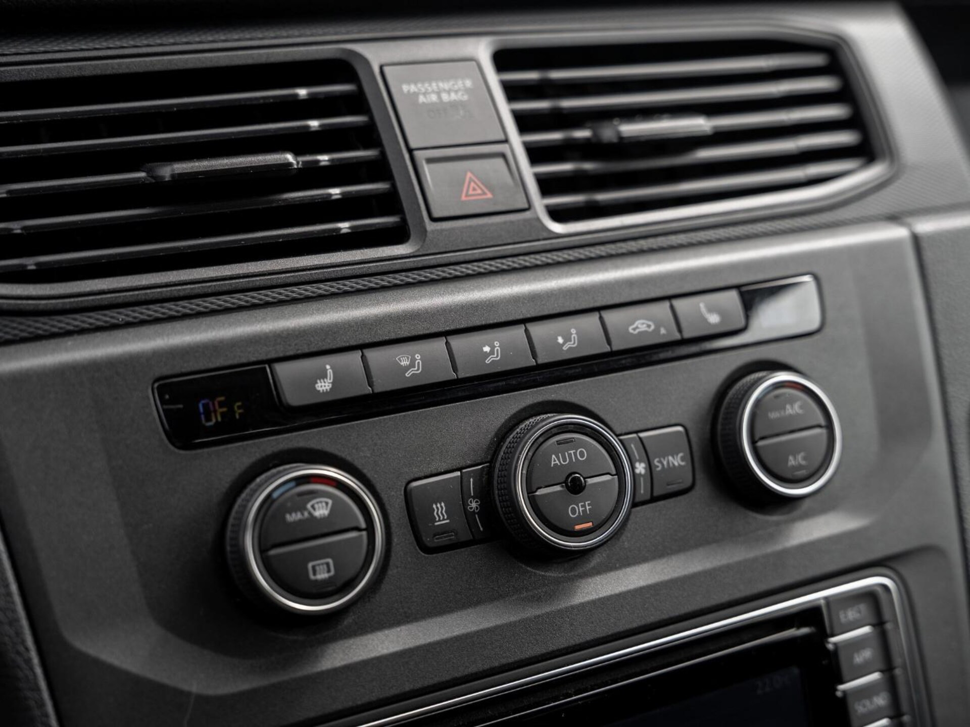Volkswagen Caddy Maxi Kasten Basis-Modell