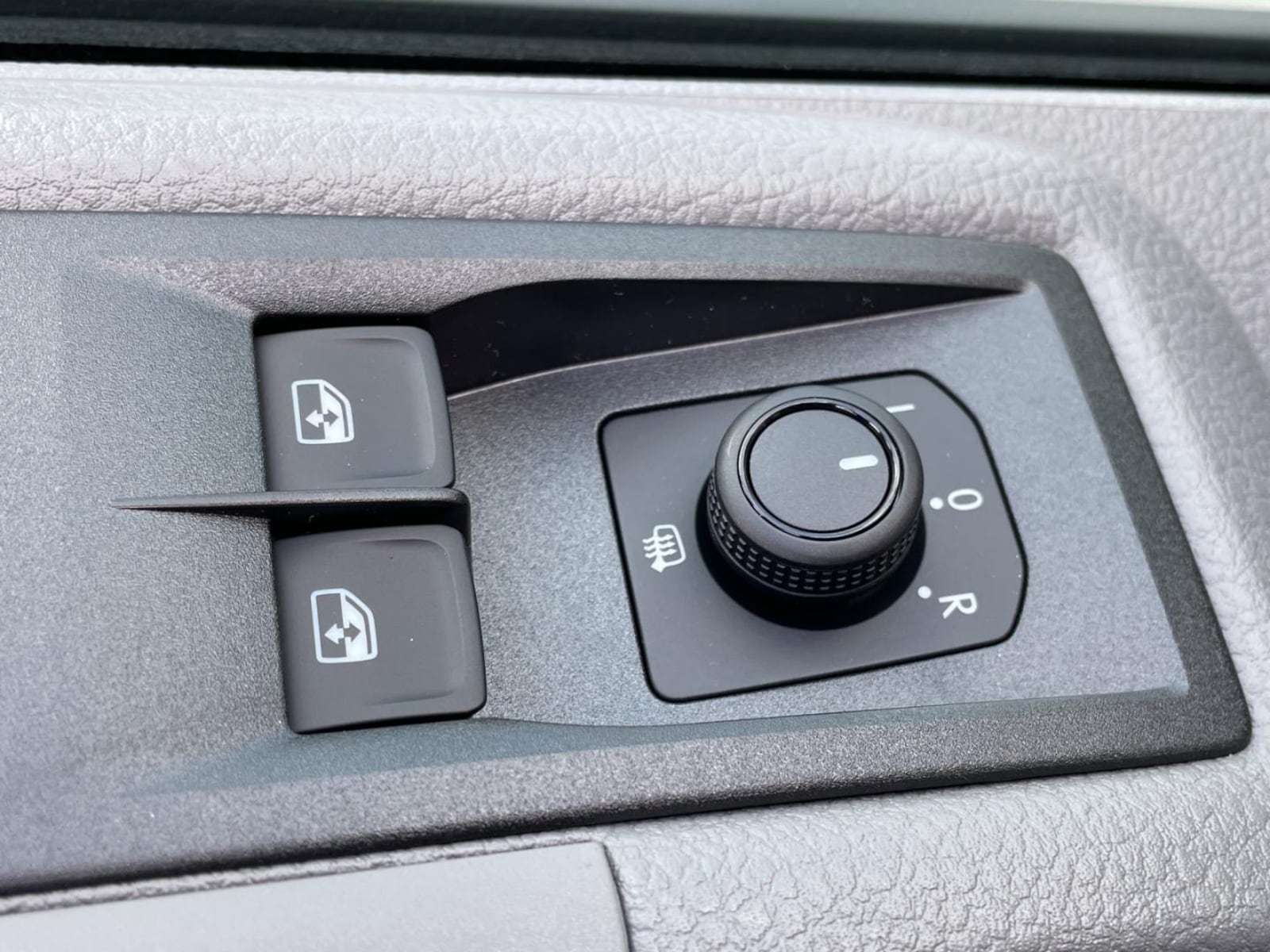 Volkswagen Crafter Kasten mittlerer Radstand – Bild 7