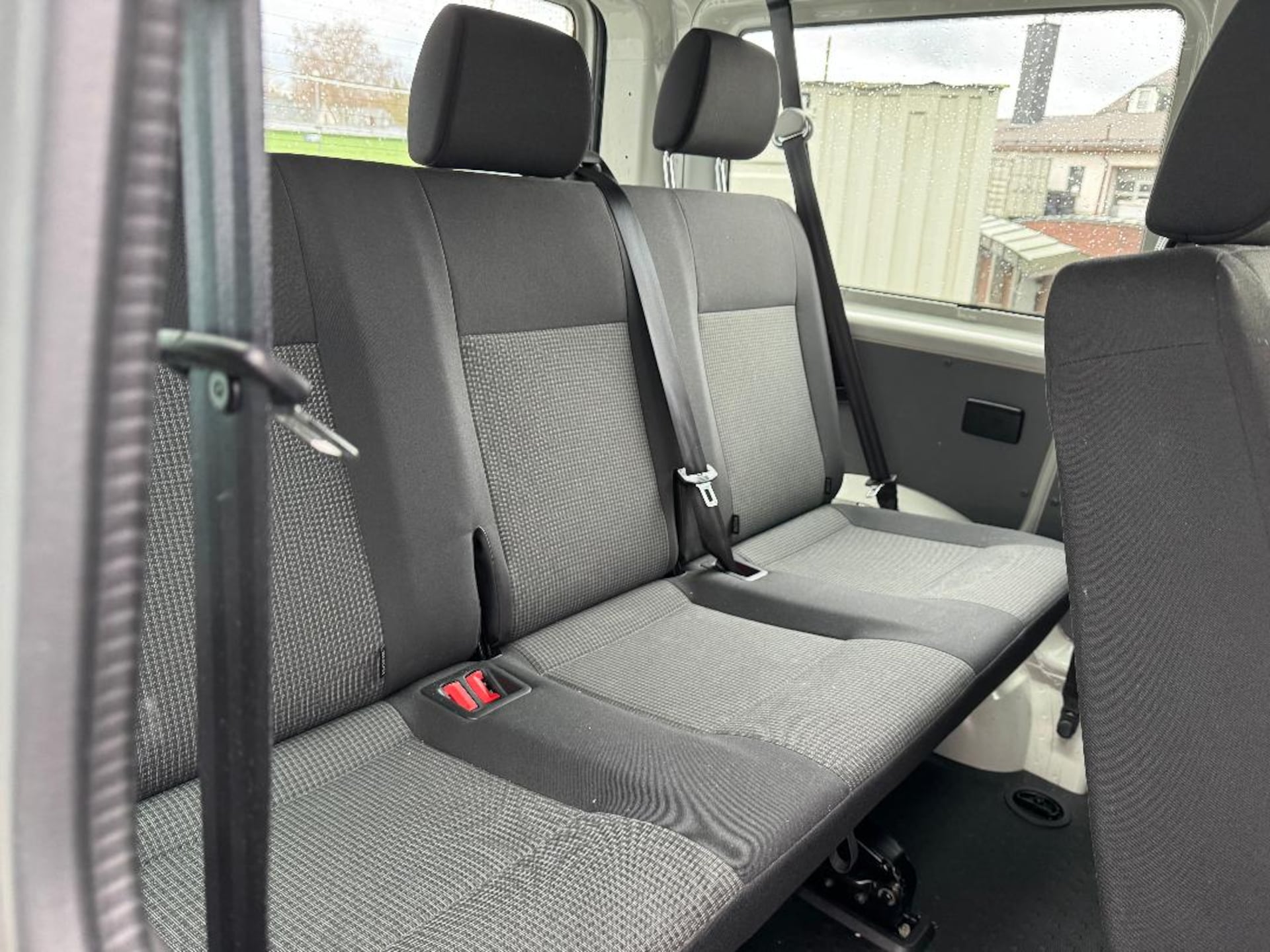 Volkswagen T6.1 Transporter Kombi kurzer Radstand