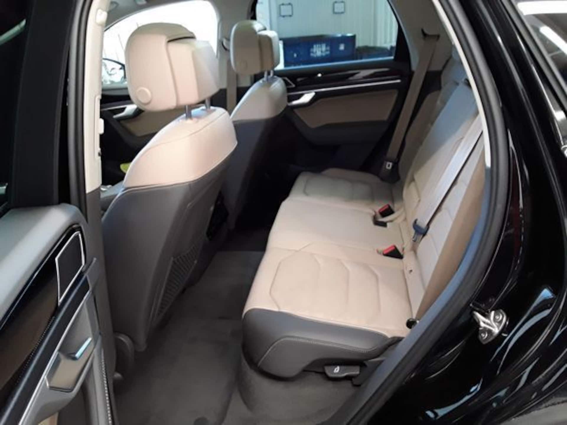 Volkswagen Touareg R-Line