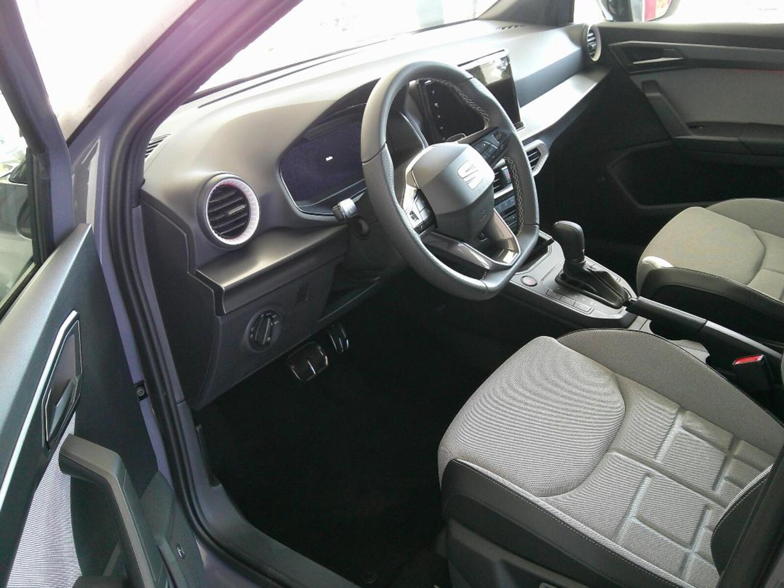 SEAT Arona – Bild 5