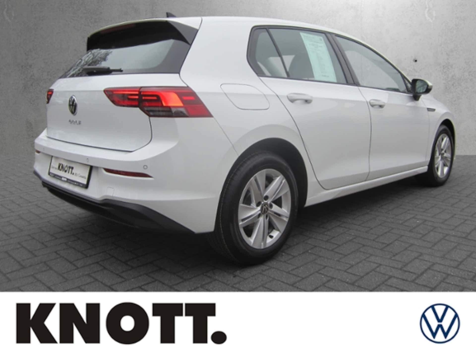 Volkswagen Golf Life