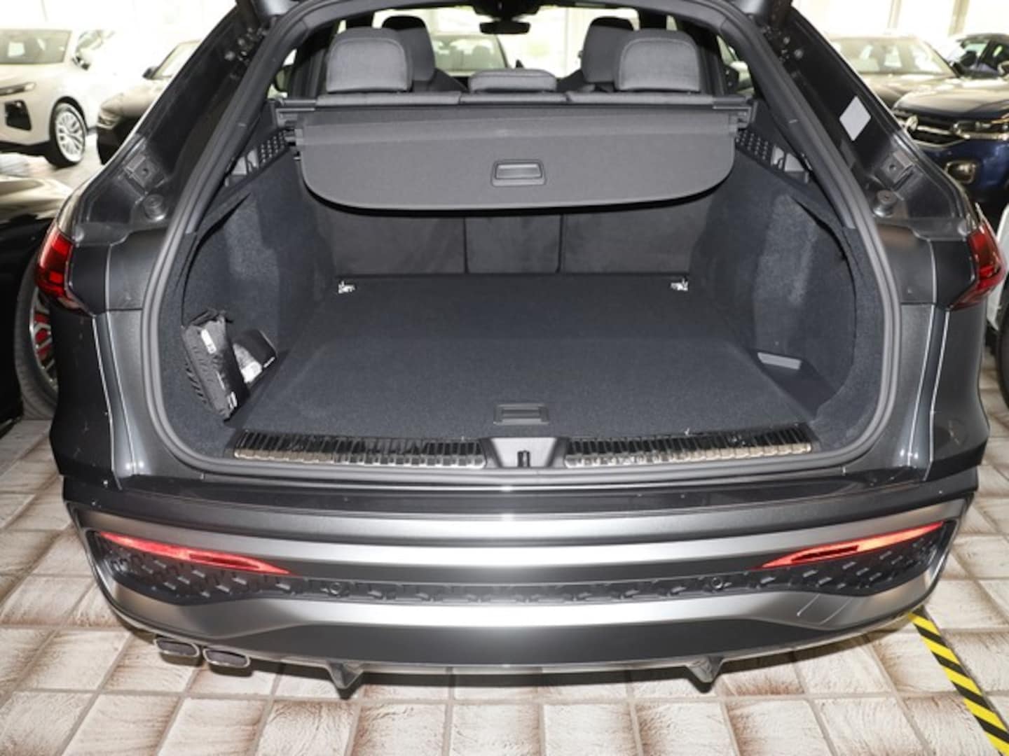 Bild über Audi Q5 Sportback TDI quattro 150 kW S tronic - für weitere Informationen kontaktieren Sie den Audi Partner