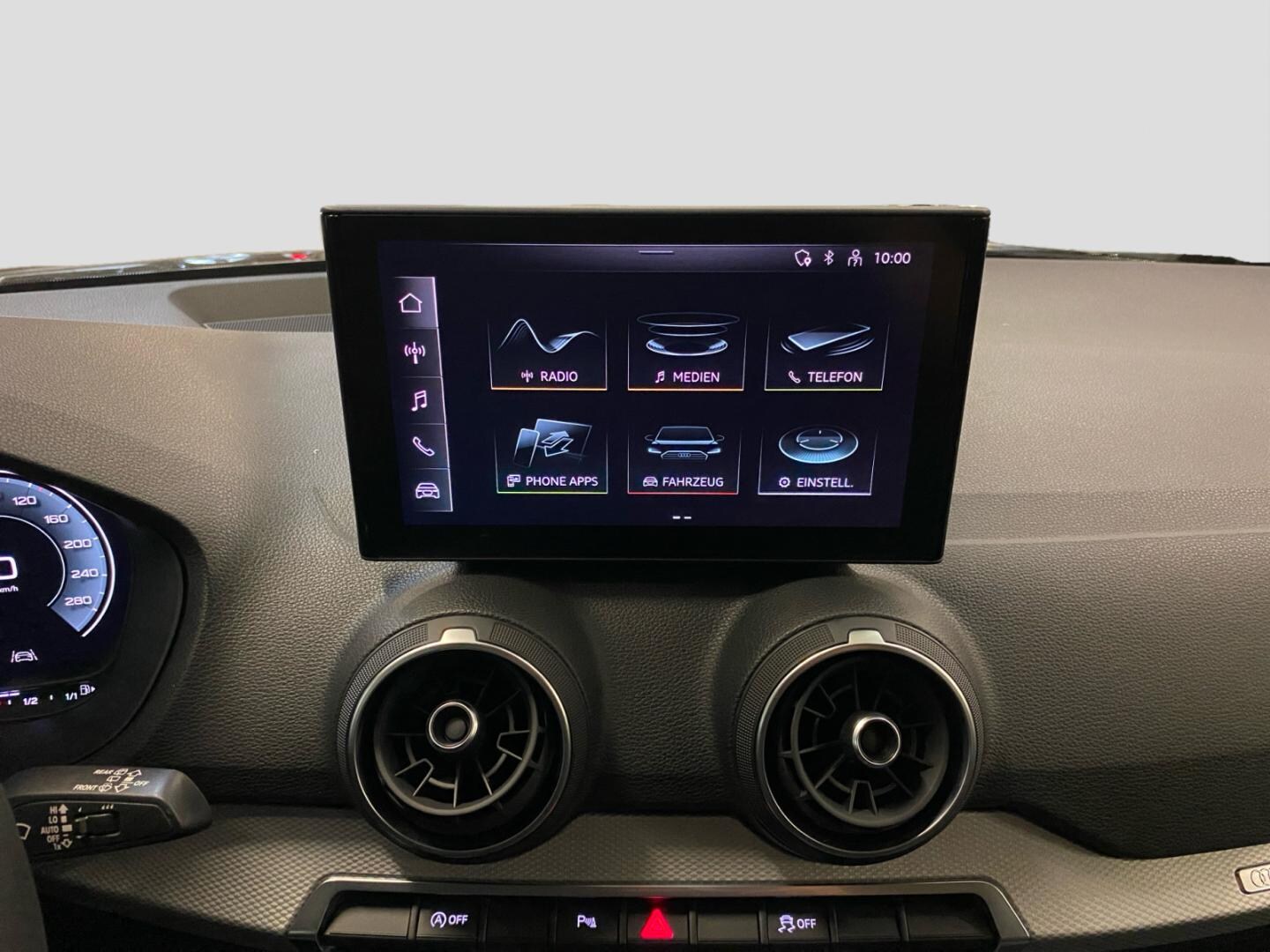 Bild über Audi Q2 30 TFSI Schaltgetriebe - für weitere Informationen kontaktieren Sie den Audi Partner