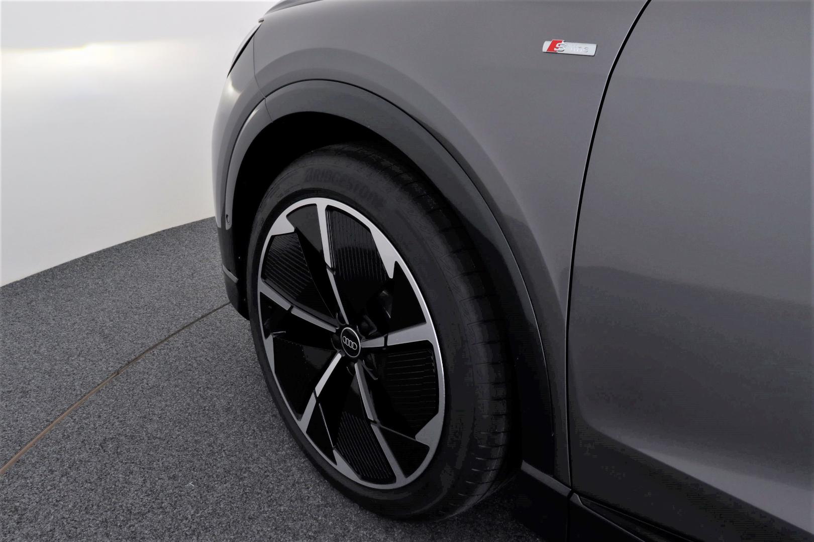 Bild über Audi Q4 Sportback e-tron 45 e-tron quattro 195,00 kW - for more details contact your dealer