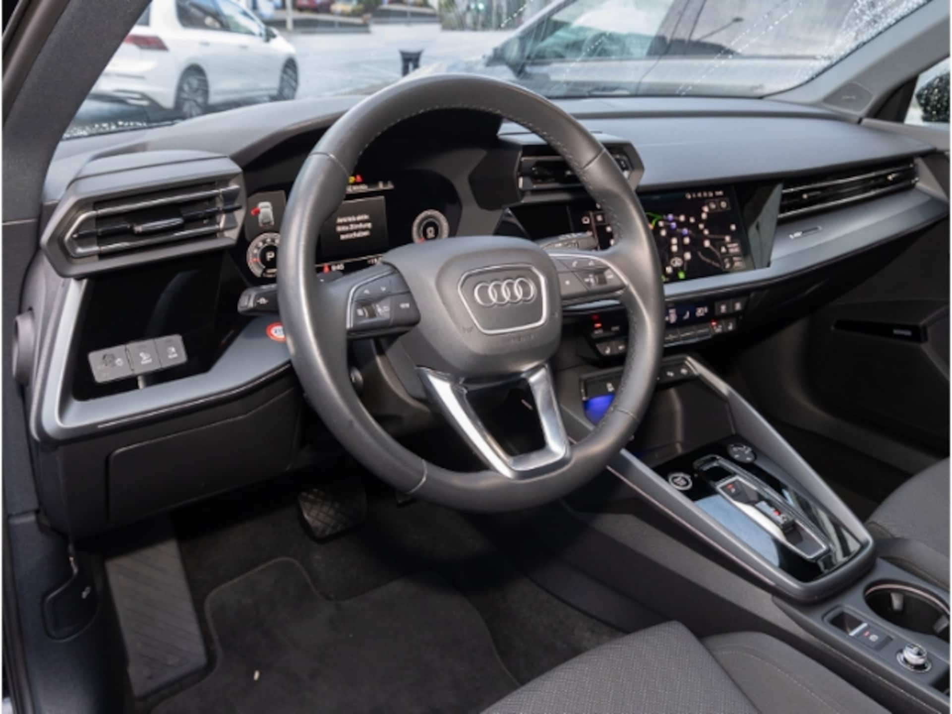 Audi A3 Sportback S line