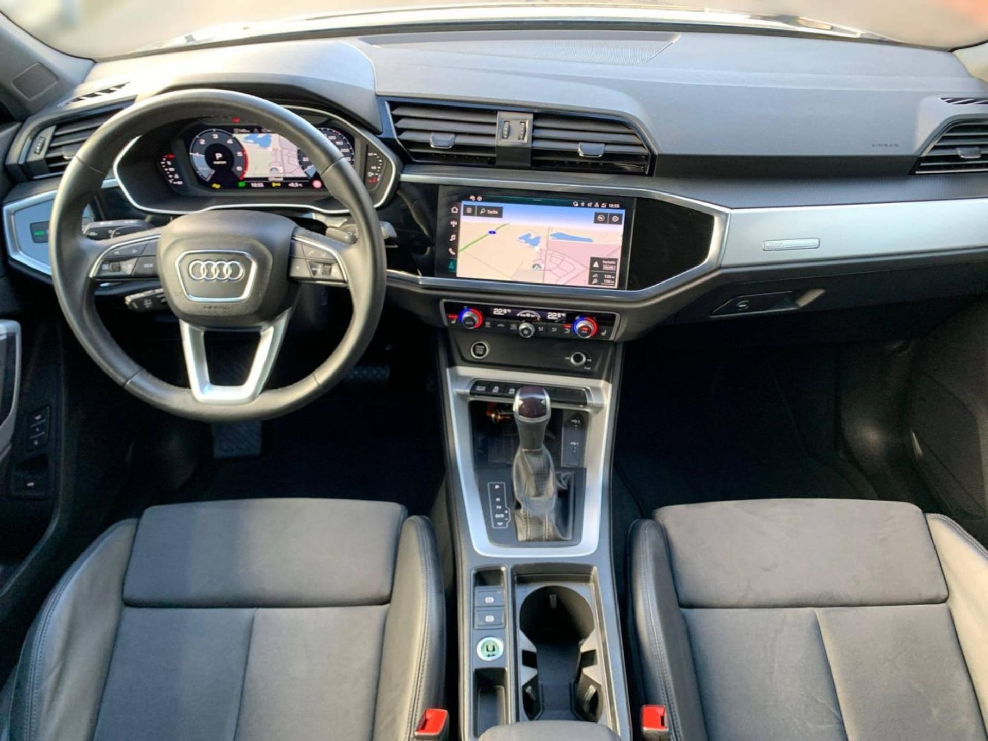 Audi Q3 Sportback S line