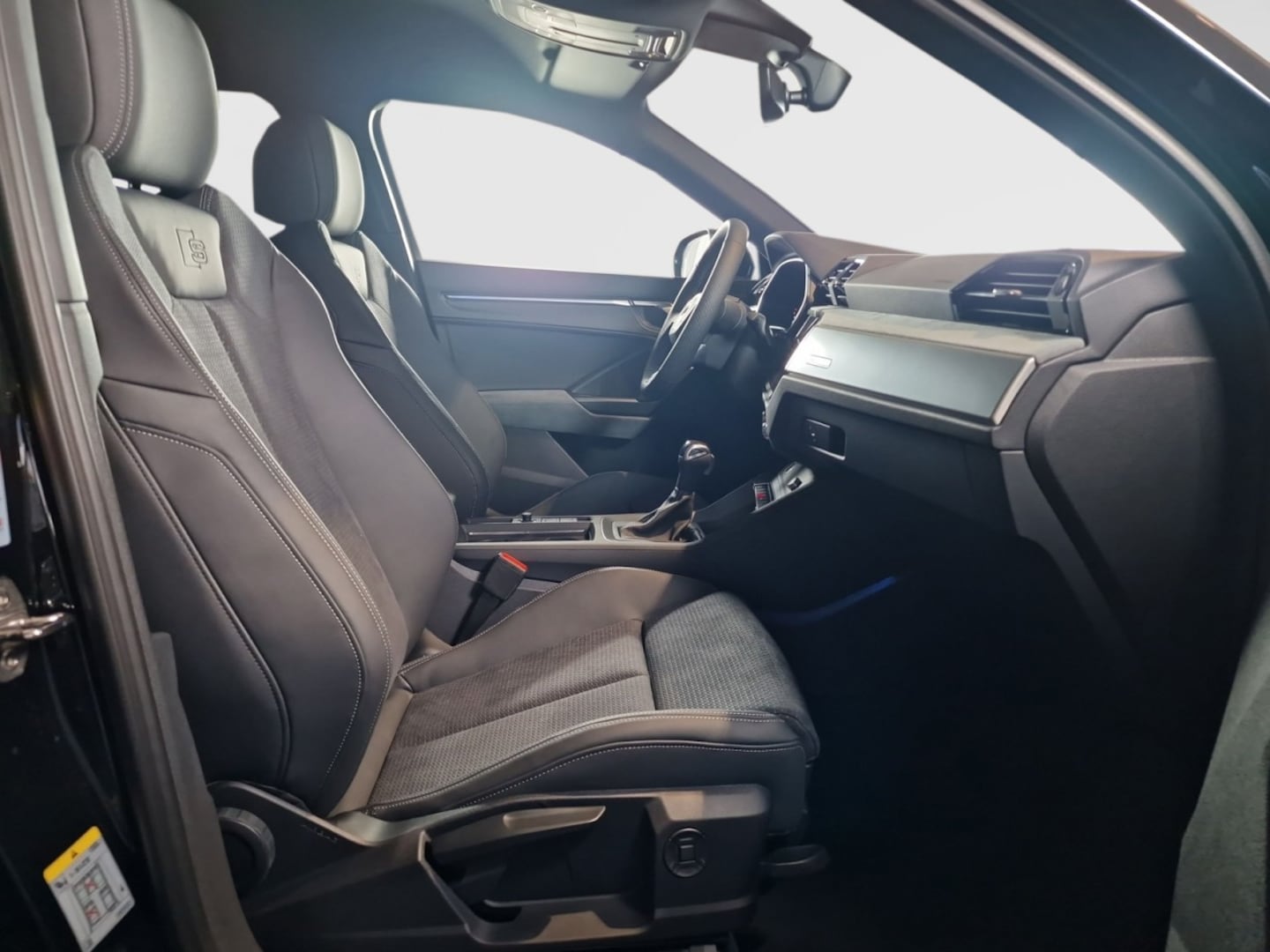 Bild über Audi Q3 Sportback S line 35 TFSI S tronic - für weitere Informationen kontaktieren Sie den Audi Partner