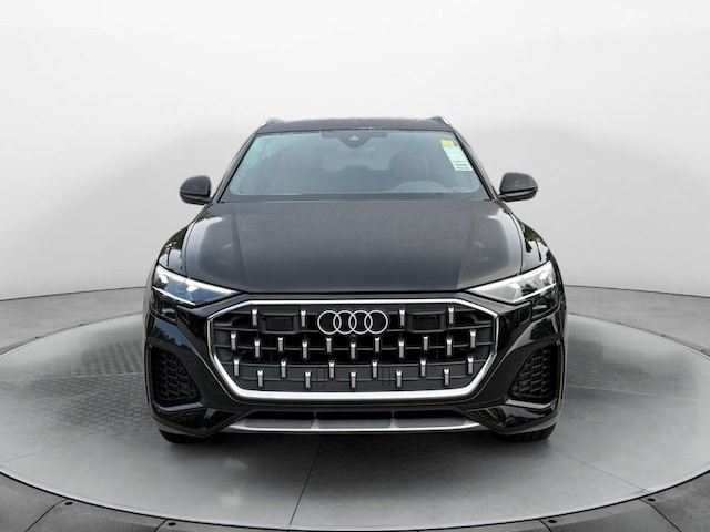 2026 Audi Q8