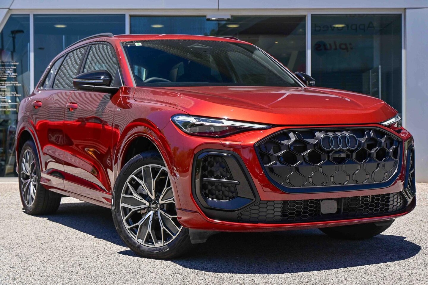 Image about Audi Q5 SUV TDI quattro 150 kW sport