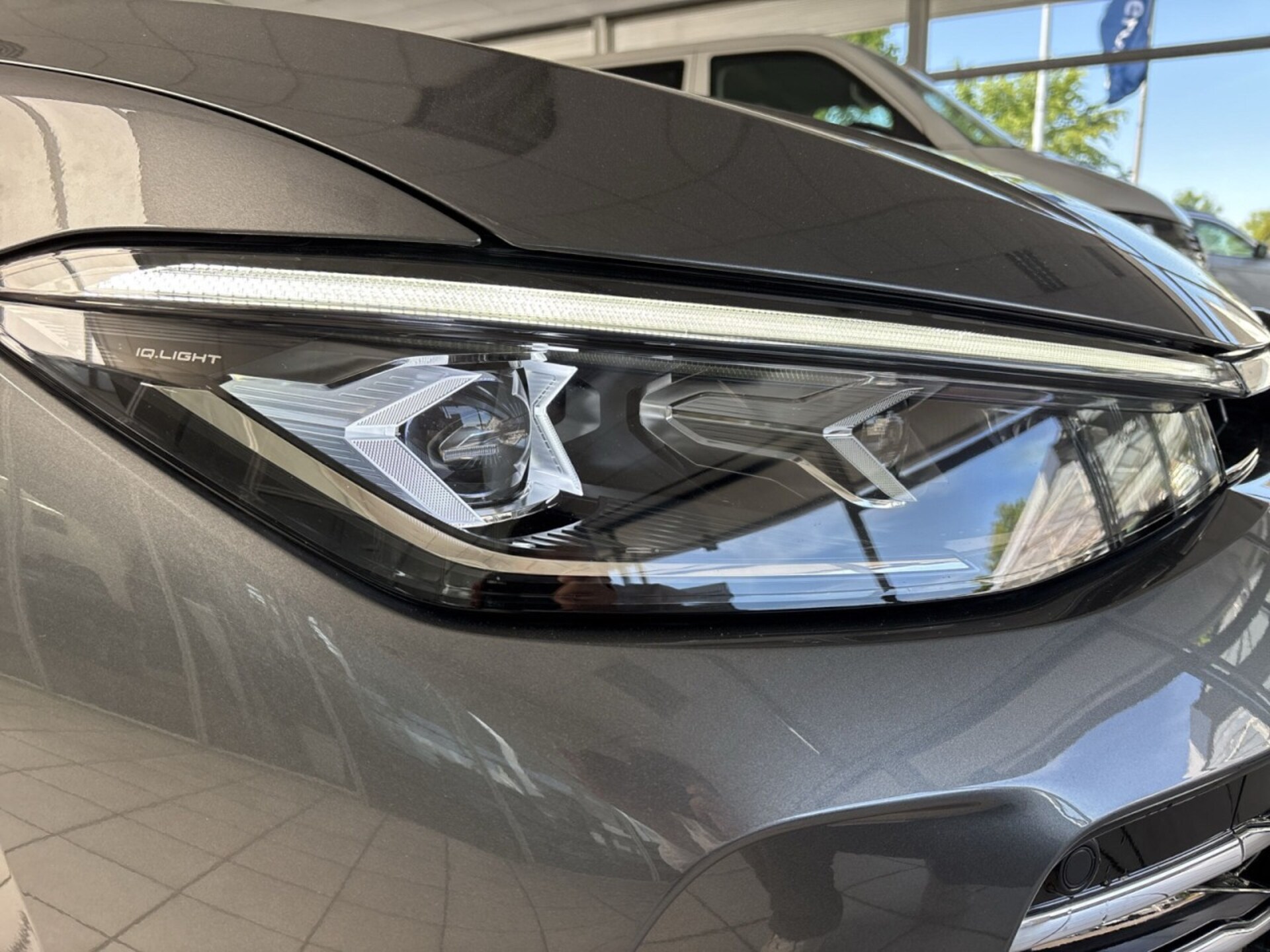 Volkswagen Passat Elegance