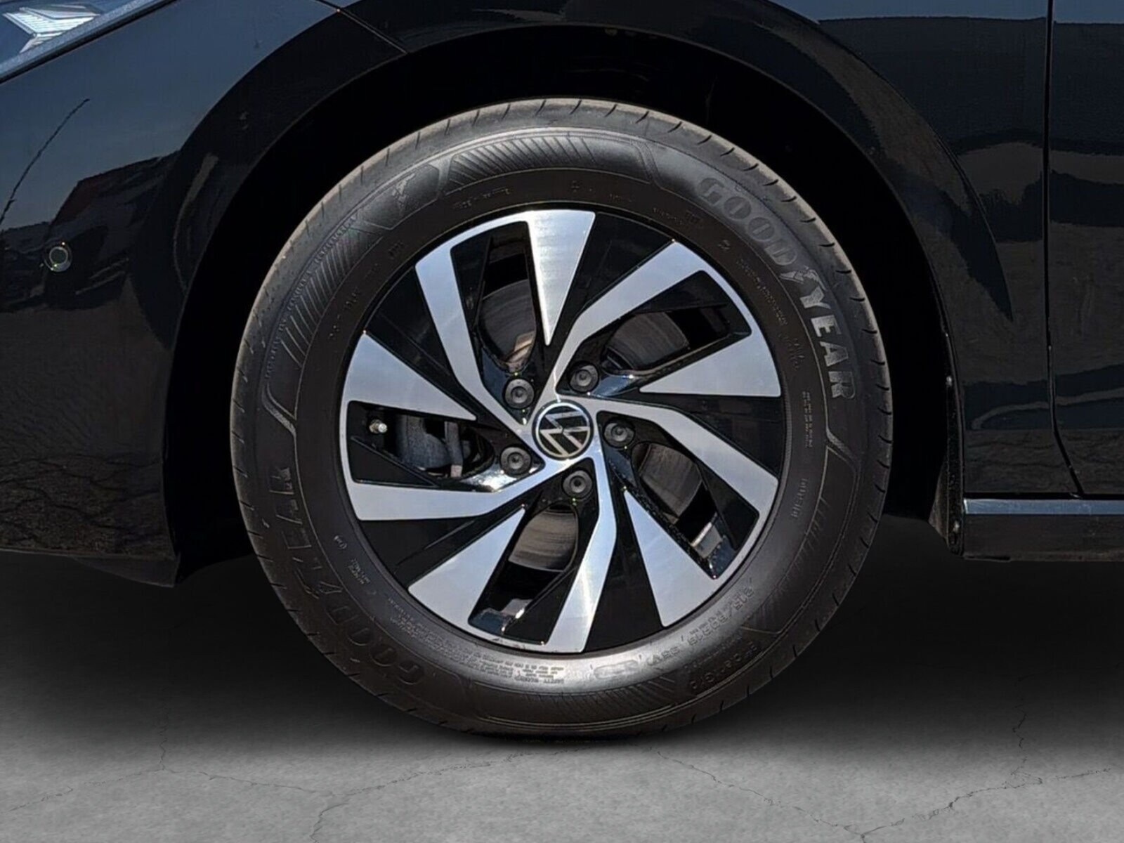 Volkswagen Passat – Bild 9