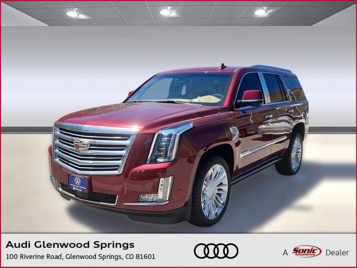 2019 Cadillac Escalade AWD Platinum's photo