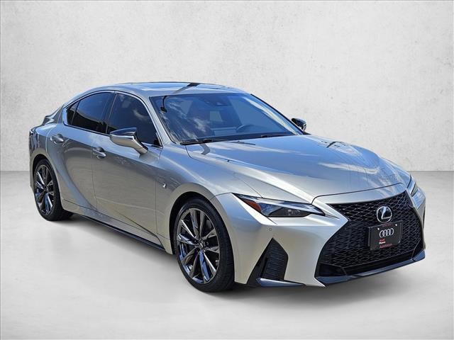 2022 Lexus IS 350