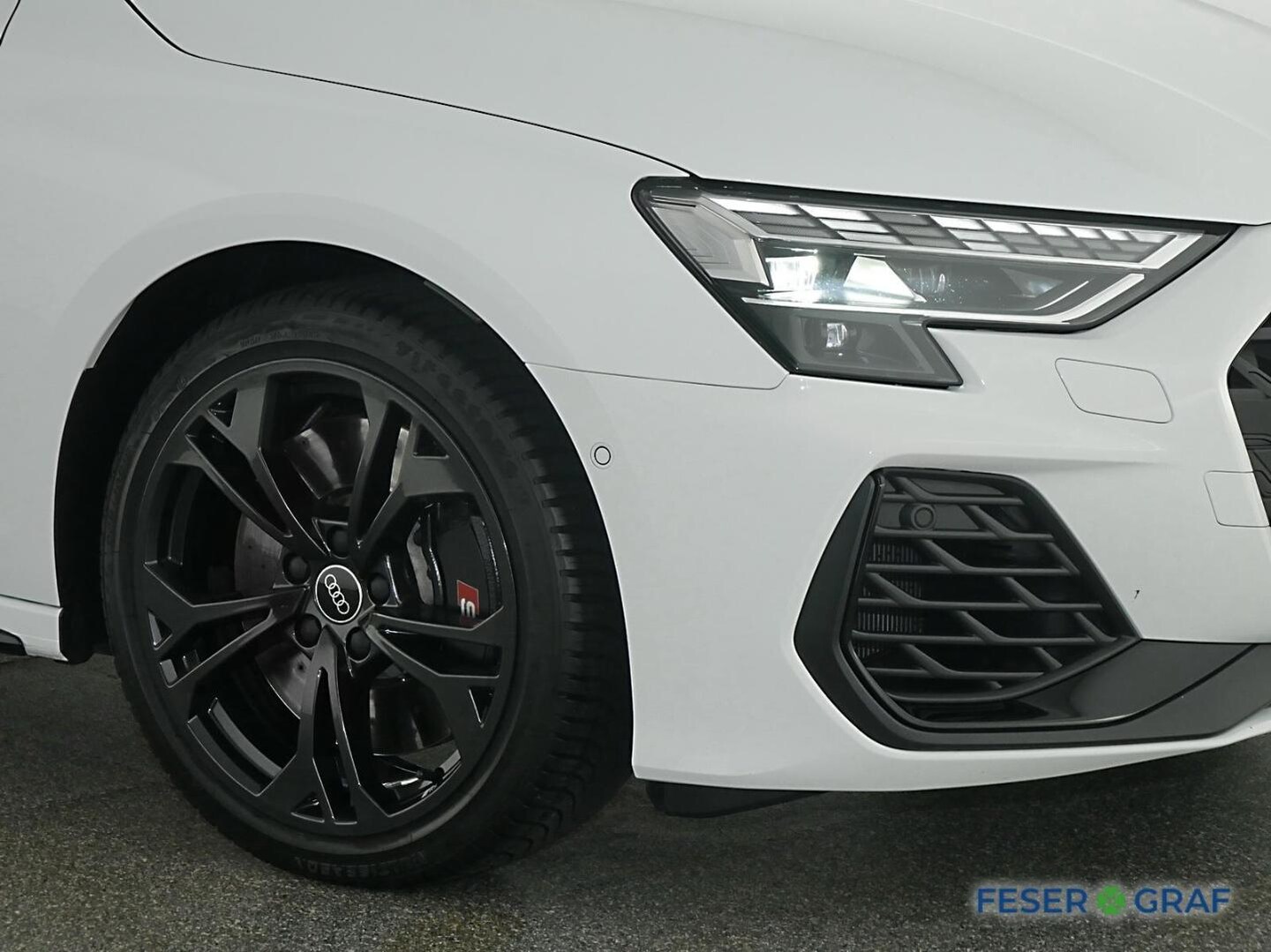 Bild über Audi S3 Sportback TFSI quattro S tronic - für weitere Informationen kontaktieren Sie den Audi Partner