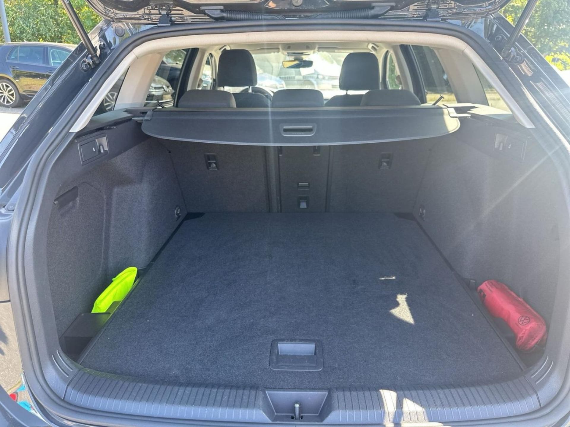 Volkswagen Golf Variant Life