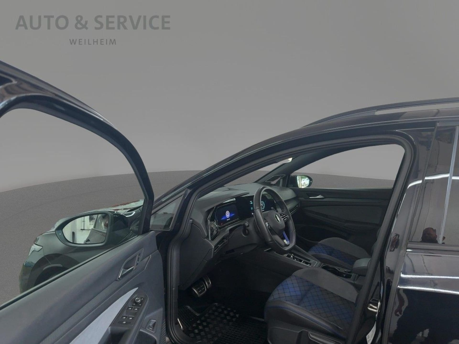 Volkswagen Golf Variant R