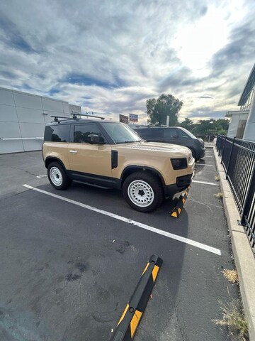 2025 Land Rover Defender