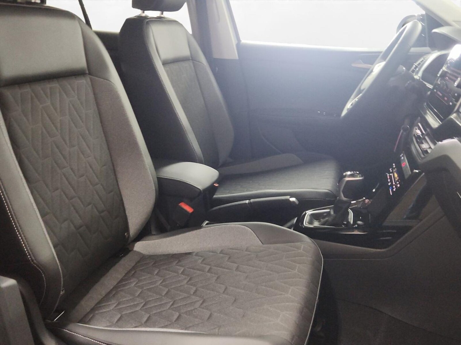Volkswagen T-Cross – Bild 9