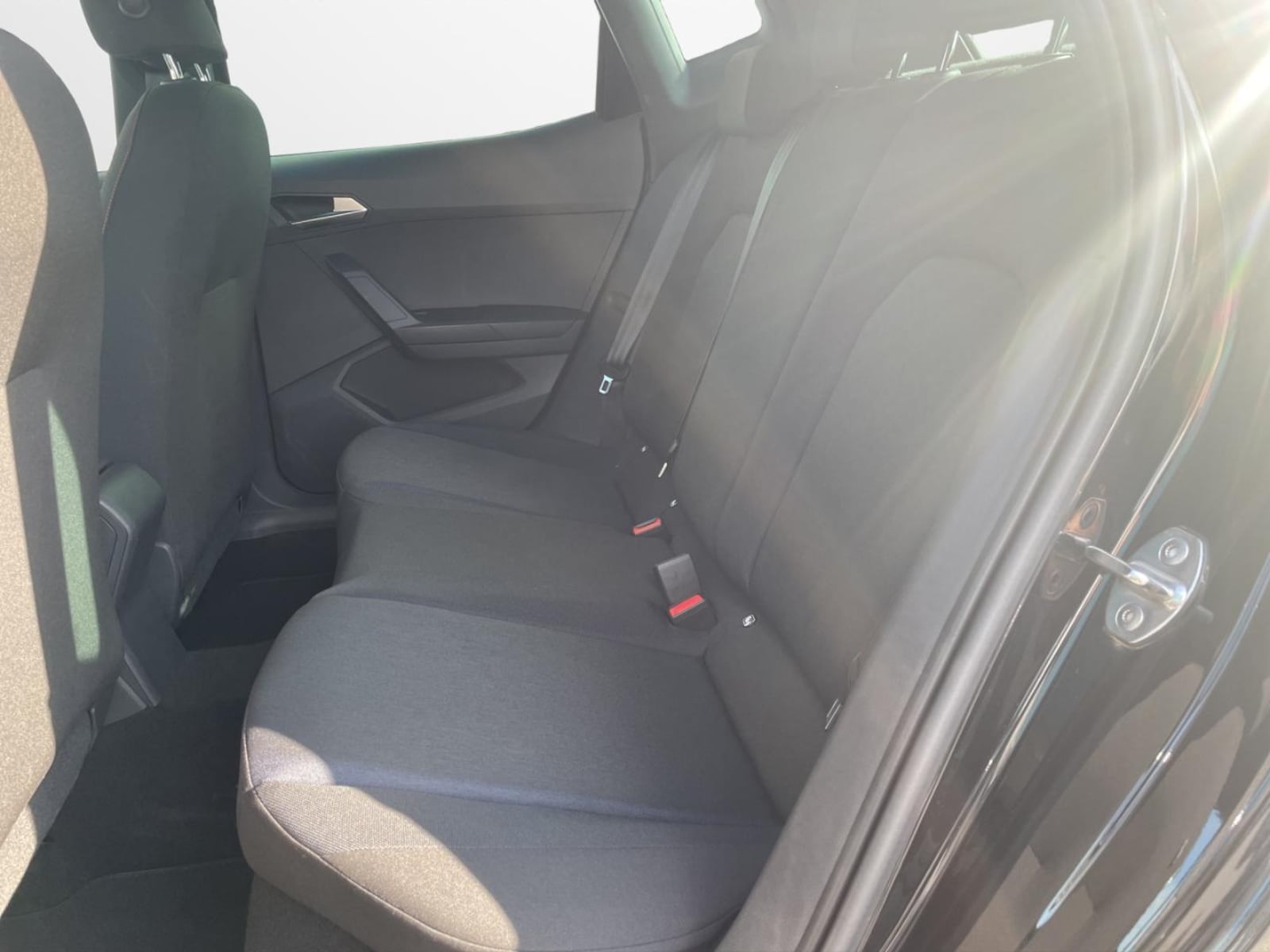 SEAT Arona – Bild 12