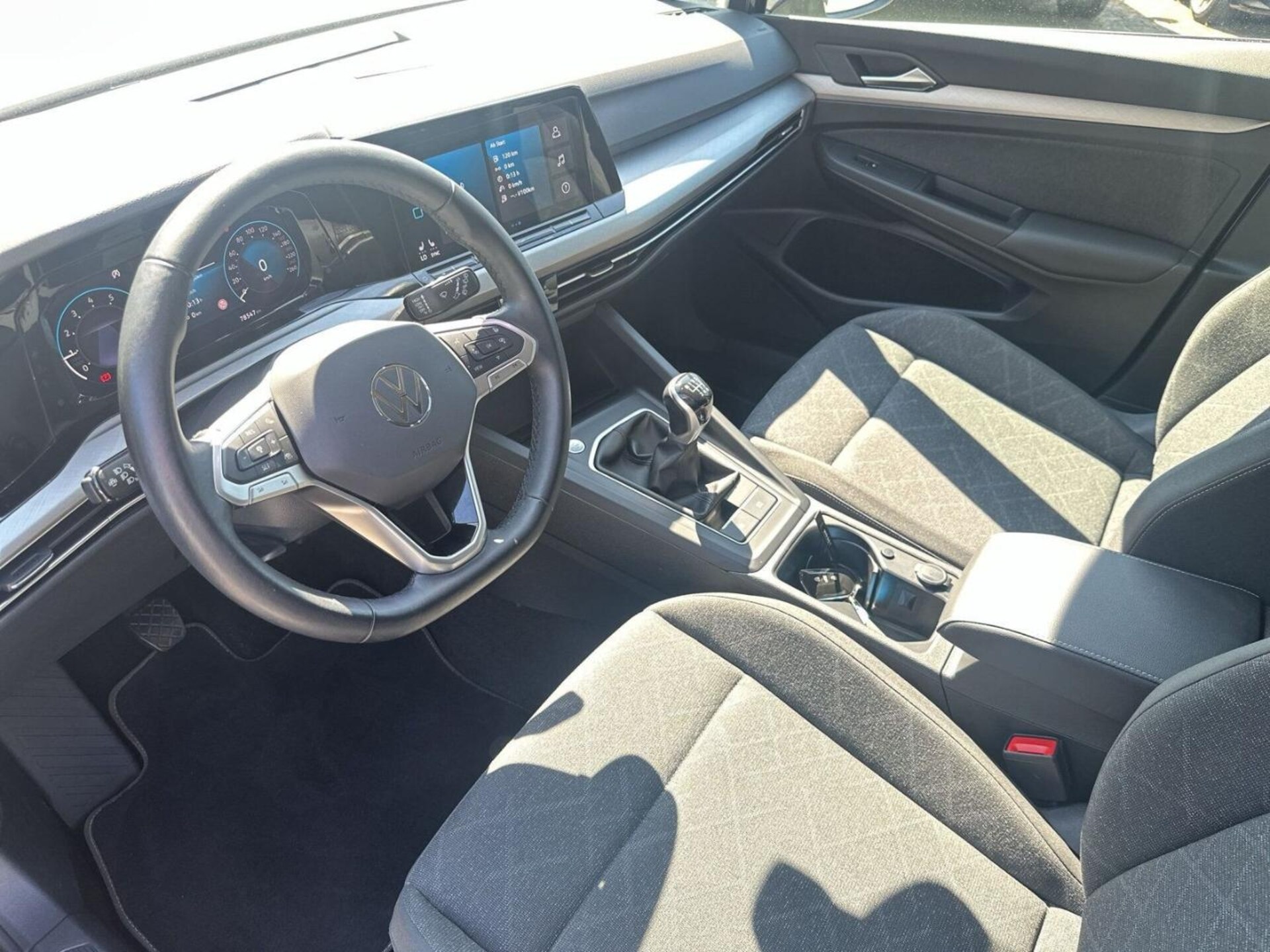 Volkswagen Golf Variant Life