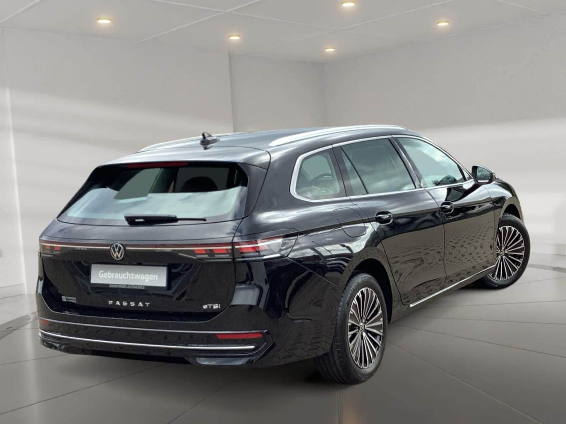 Volkswagen Passat Elegance
